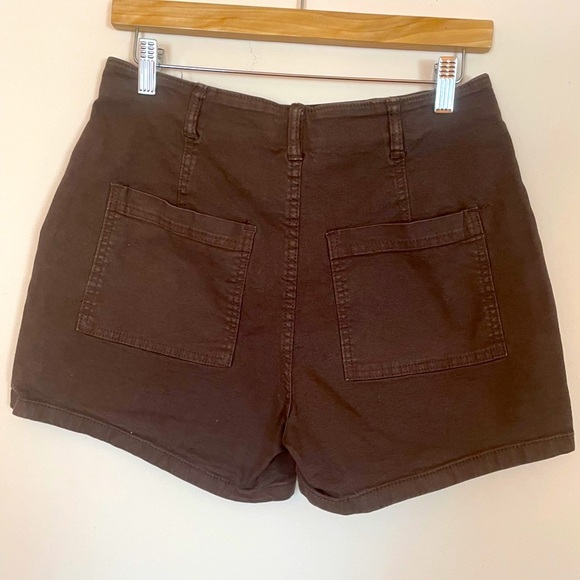 Universal Thread High Rise Midi Shorts - Picture 2 of 3